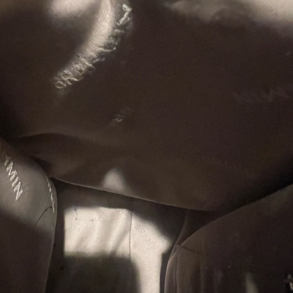 Caroline Immersive Melbourne Genuine Leather - Picture 7 of 14